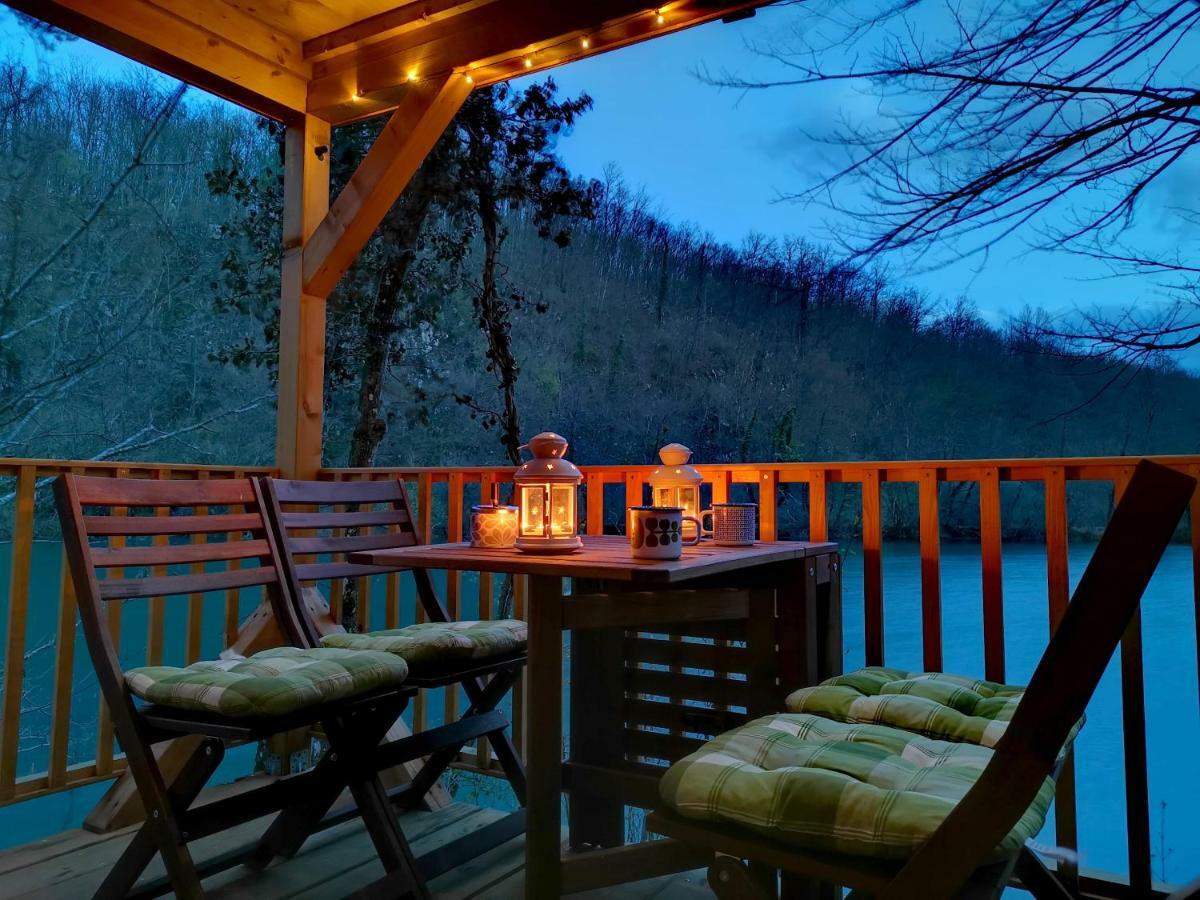 Riverland Gornji Zvecaj Exterior photo